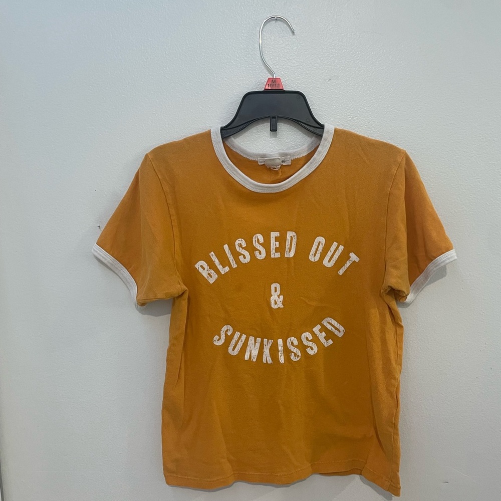 Yellow BillaBong T-Shirt ~ Size Medium